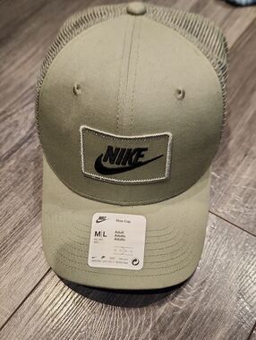 NWT Nike Rise Cap Adult Sz M/L Olive Green Adjustable Straps Hat